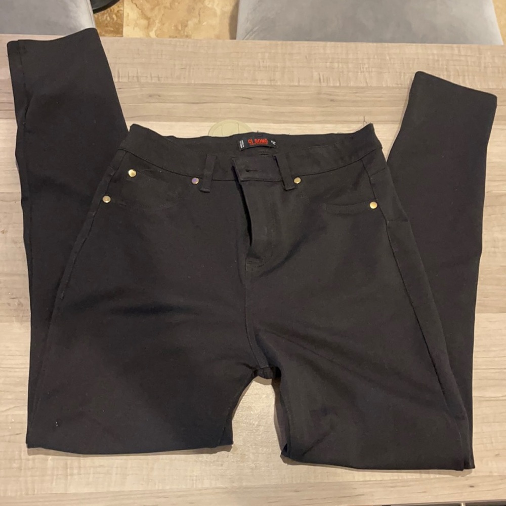 Size xl but fit like a 27